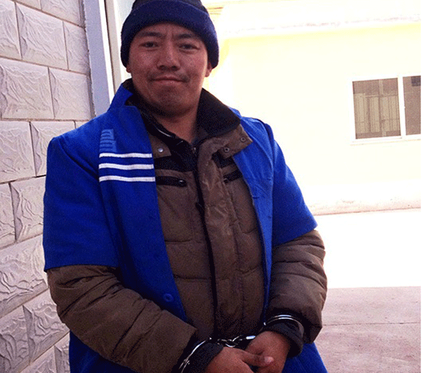 Khenpo Kartse in a detention center after his arrest in December 2013. (Photo courtesy: RFA)