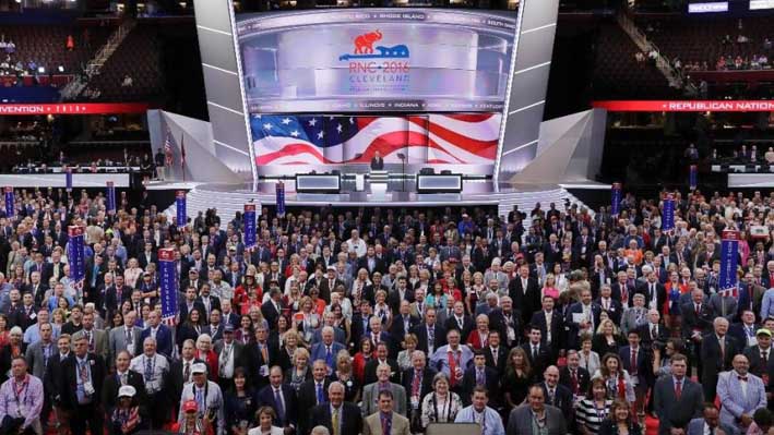 Delegates stand and turn toward the camera for the official photo during the opening day of Republican Party’s 2016 National Convention (Photo courtesy: foxnews.com)