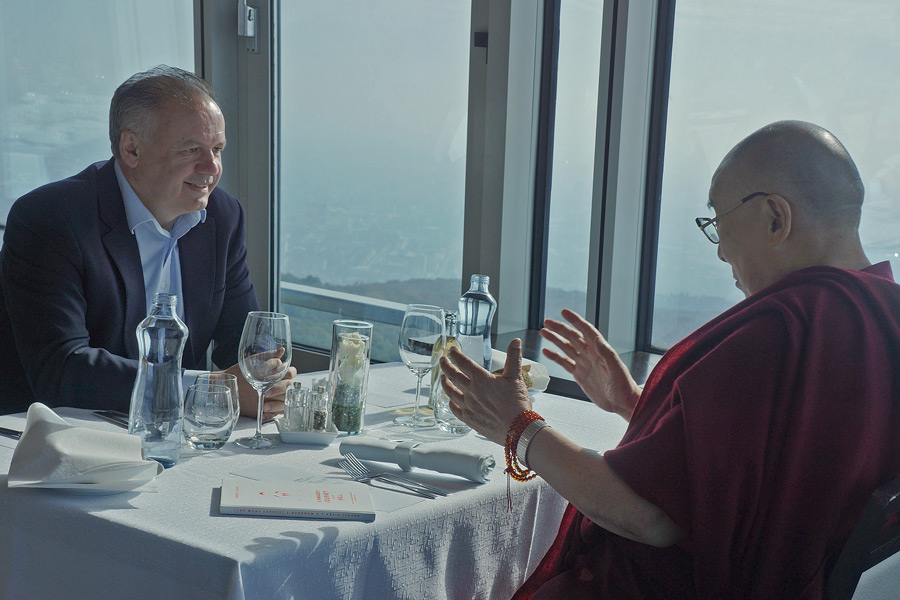 His Holiness the Dalai Lama meeting with President of Slovakia Andrej Kiska over lunch in Bratislava, Slovakia on October 16, 2016. (Photo courtesy/Jeremy Russell/OHHDL)