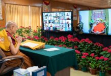 Sri Lankan Buddhist monks invoke blessings on visa-banned Dalai Lama