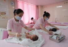 Hospitals in China shutting delivery wards as authoritarian gov’t fails to halt plummeting births, revive economy