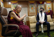 Visiting US Senator expresses admiration for Tibetan spirit of struggle