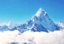 Early heavy snowfall traps hikers on both sides of Mt Everest, Nepali locals