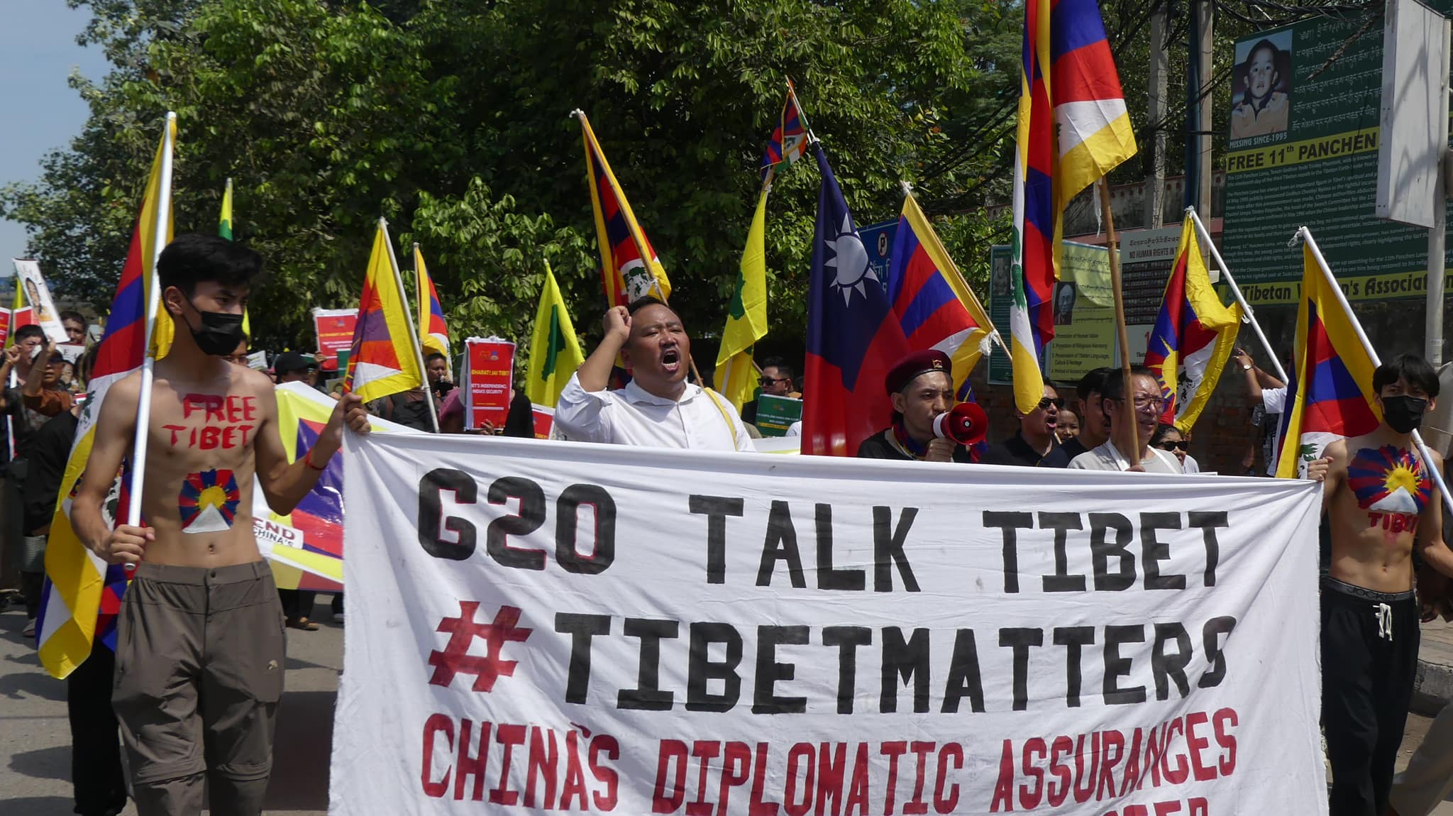 Delhi Tibetans protest against China on eve of G20 summit
