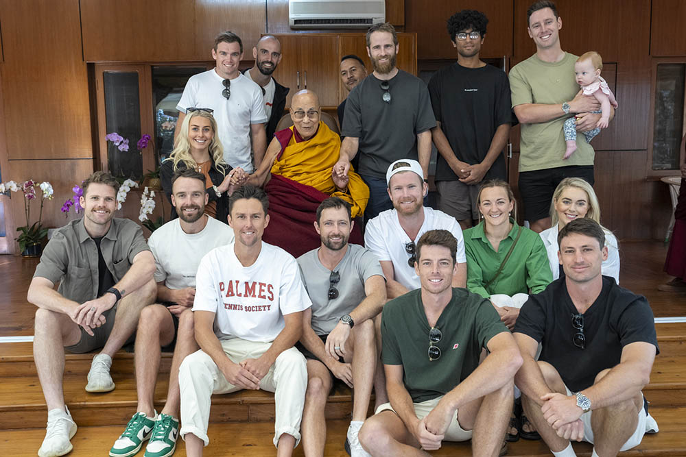 NZ team members visit Dalai Lama ahead of Australia clash in world cup cricket match