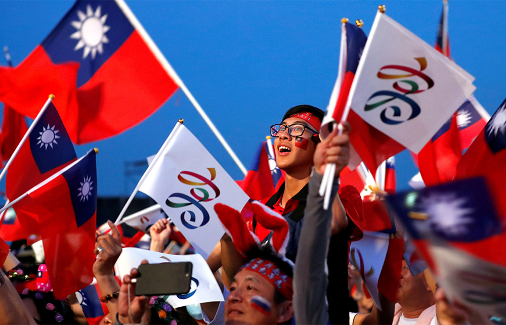 Divided pro-China votes appear set to ensure another DPP presidency for Taiwan