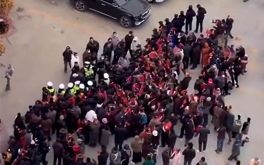 Tibetans protest against forced resettlement from largest capacity dam construction on Jinsha River