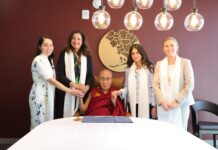 China protests, foul-mouths Dalai Lama, after US envoy for Tibet meets him