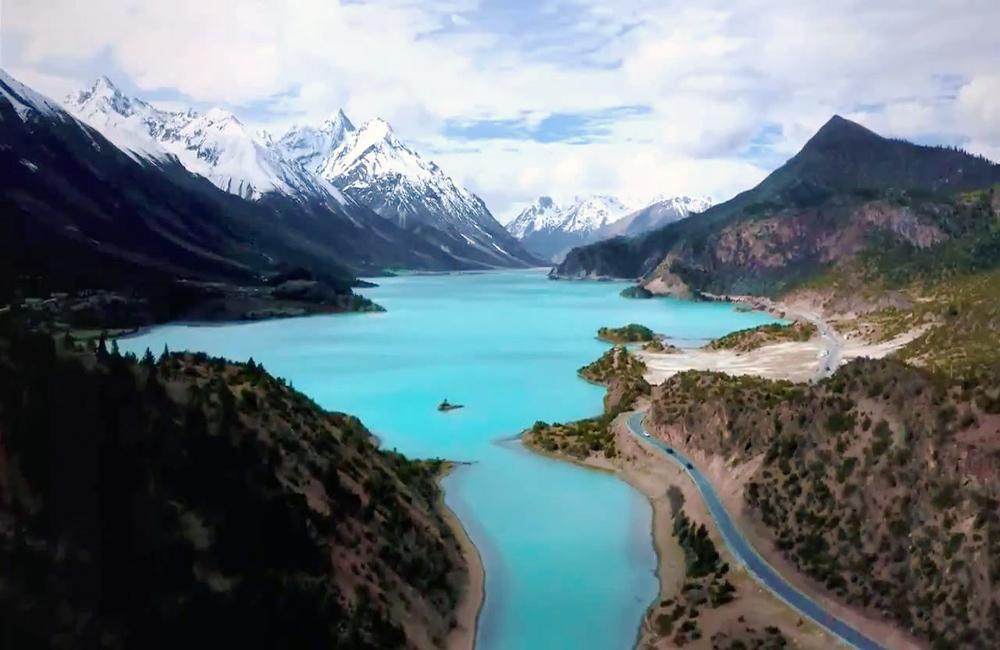 Chinese scientists say climate change creating risks for Tibetans, infrastructure