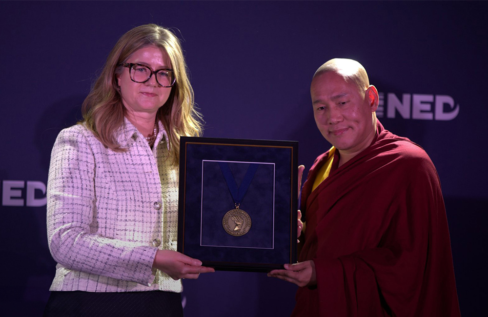 China-disappeared 11th Panchen Lama awarded democracy medal by US foundation