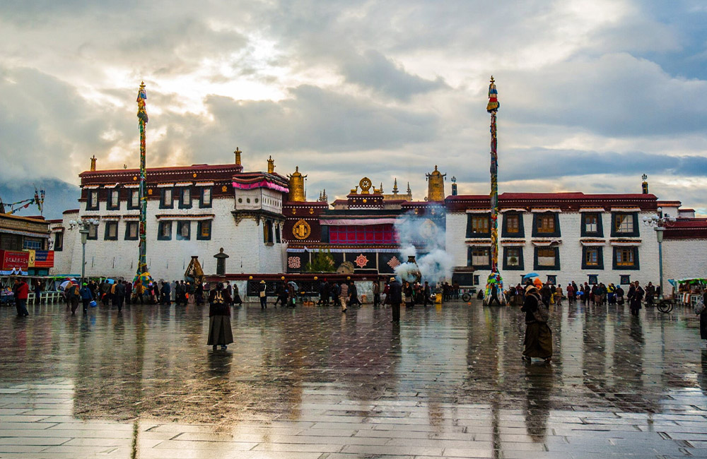 Language, Lineage and the Survival of Tibetan Buddhism Under China’s Assimilationist Policies