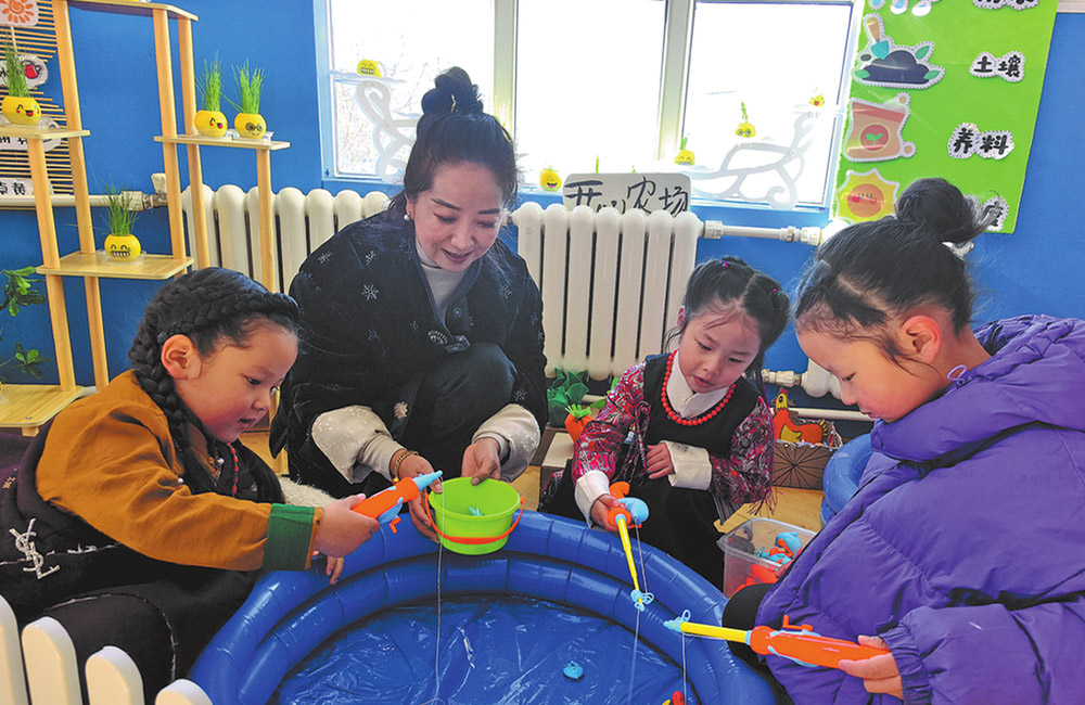 China’s program for cadres to ‘form pairs, make friends’ in Tibetan villages continuing for 15th year