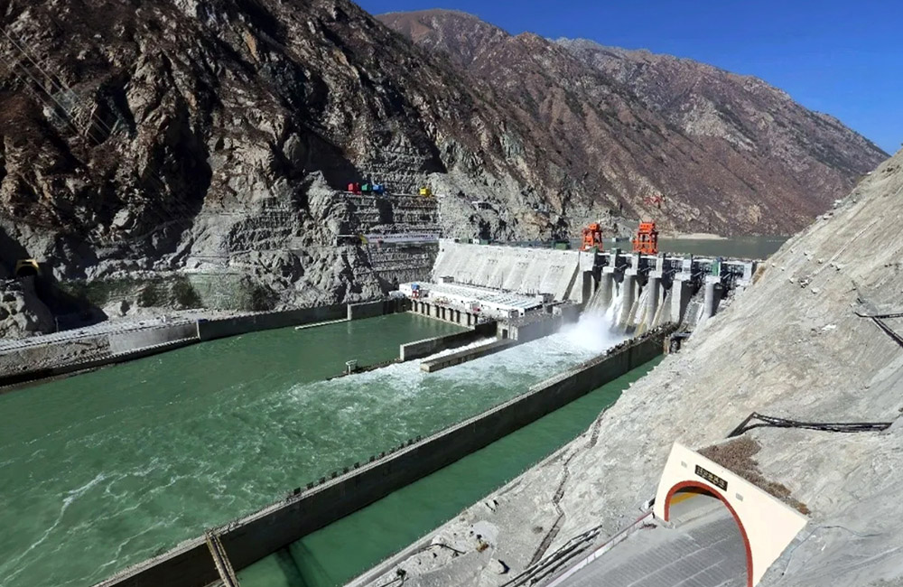 China reports completion of first large-scale hydropower station on main stream of Yarlung Tsangpo