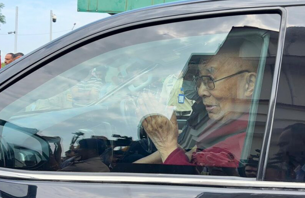 Dalai Lama back in D’shala after over two months in Ladakh